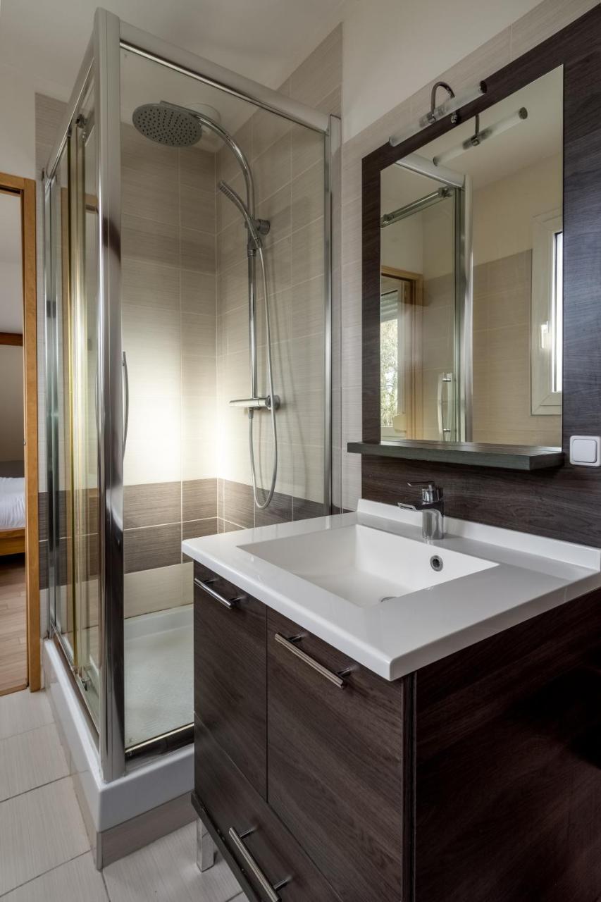 4 Bedroomed Near Disneyland Paris كوبفراي المظهر الخارجي الصورة